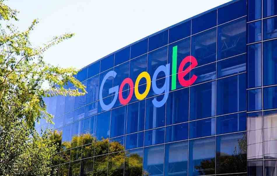 Google's Cliff: A Veteran's Reckoning on the Predicted 45% Stock Plunge